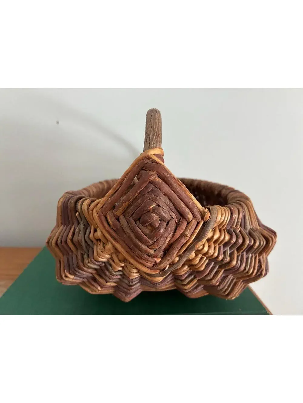 Vintage Handwoven Buttocks Basket – Primitive Rib Willow Gathering Basket